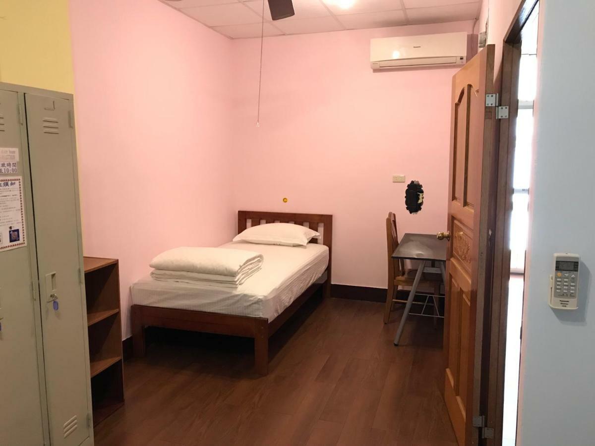 הואליין סיטי Handy Hostel מראה חיצוני תמונה